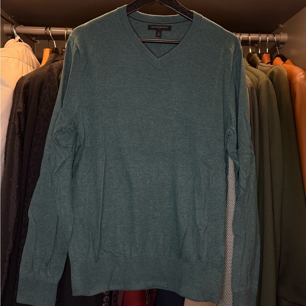 Men’s Banana Republic Cotton Blend V-Neck Sweater